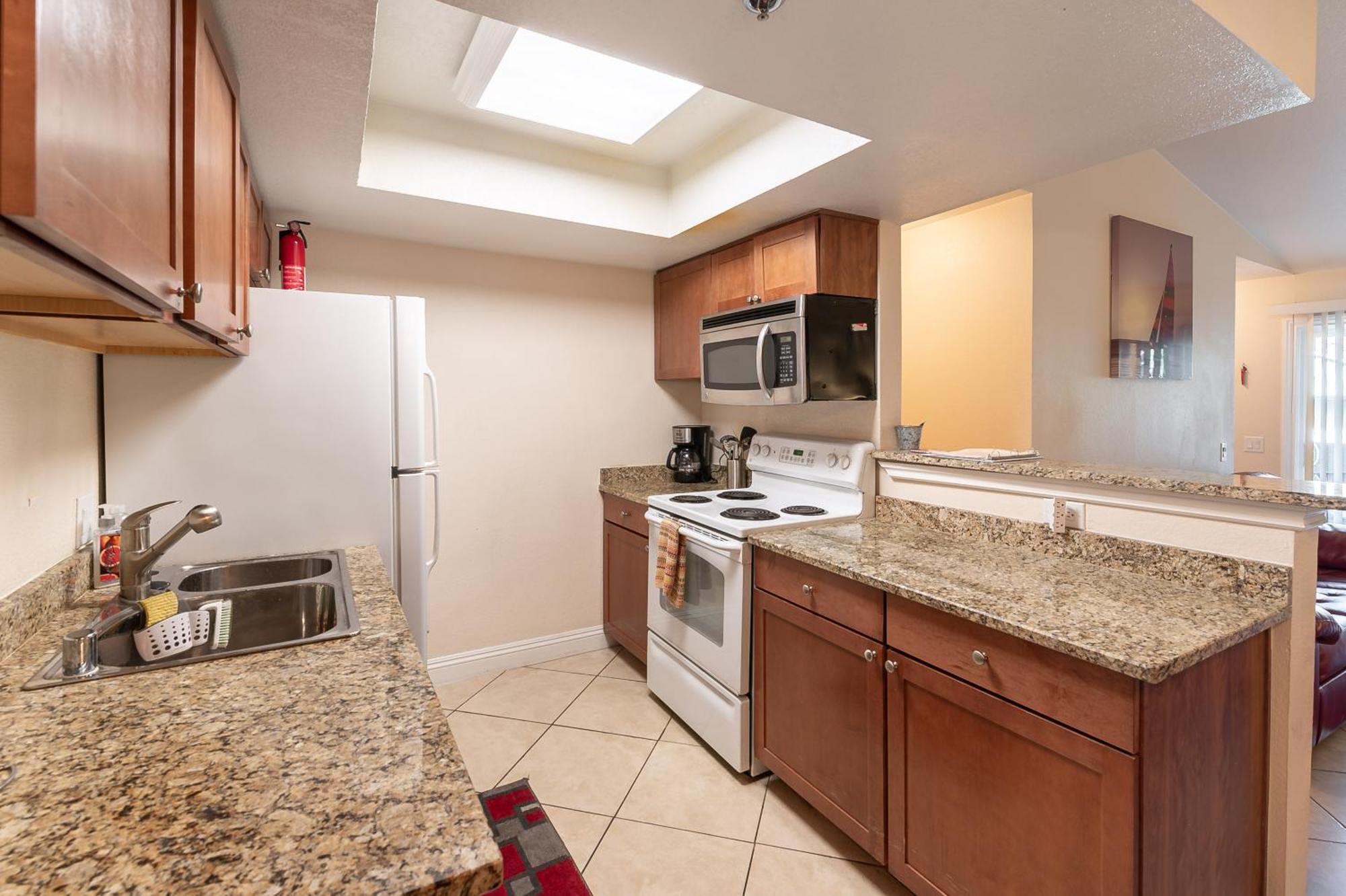 Stylish, Cozy 2Br,2Ba Condo Near Rio, Vegas Luxury Лас Вегас Екстериор снимка
